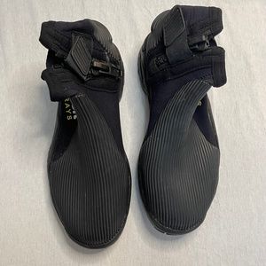 Seasoft Sunrays Booties Size 6,7